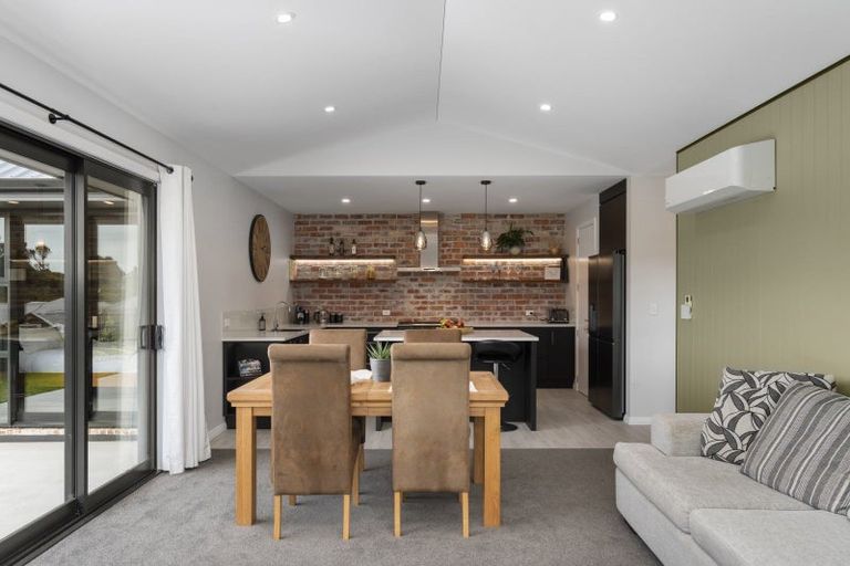 Photo of property in 26 Hayward Place, Ohauiti, Tauranga, 3112