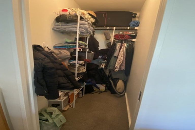 Photo of property in Atrium Towers, 7h/154 The Terrace, Wellington Central, Wellington, 6011