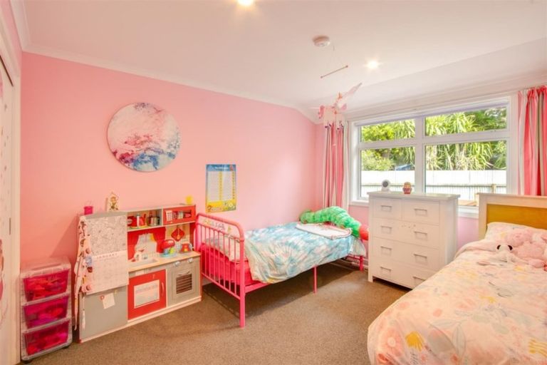 Photo of property in 4c Read Crescent, Clive, 4102