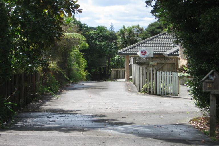 Photo of property in 22 Tirimoana Road, Te Atatu South, Auckland, 0602