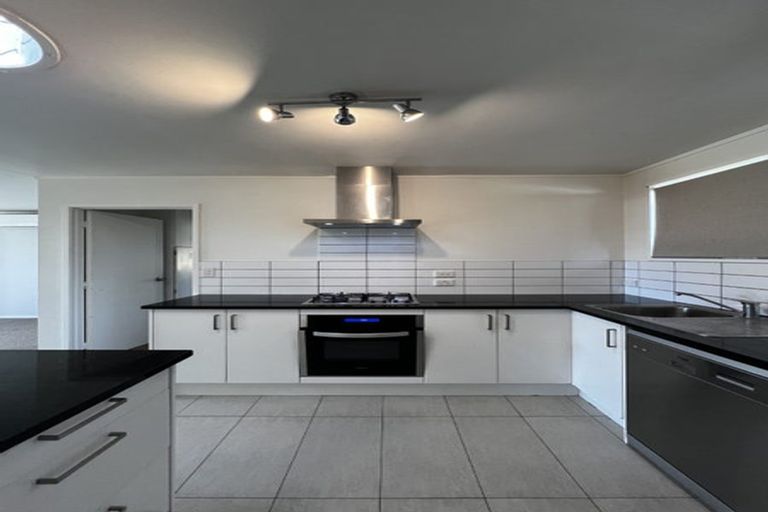 Photo of property in 1/105 Wallace Road, Papatoetoe, Auckland, 2025