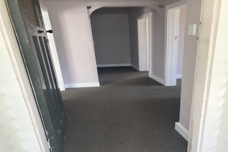 Photo of property in 10 George Street, Lower Vogeltown, New Plymouth, 4310