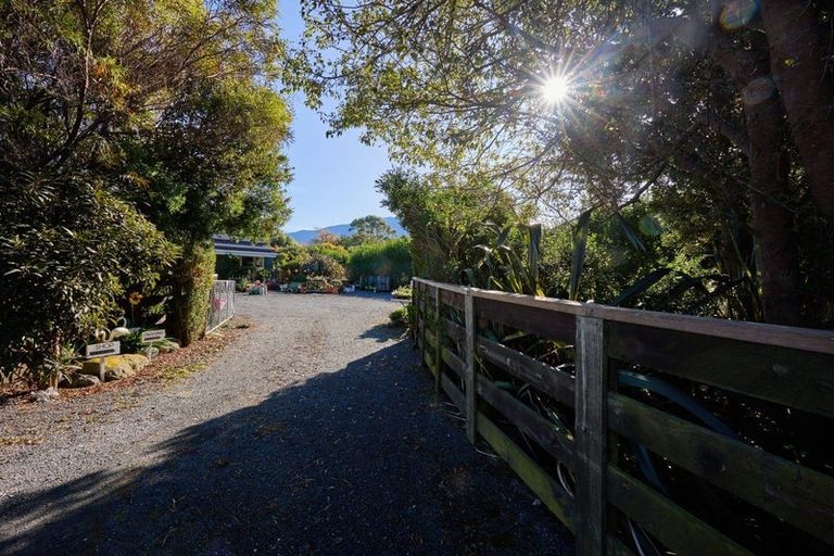 Photo of property in 223 Beach Road, Kaikoura, 7300