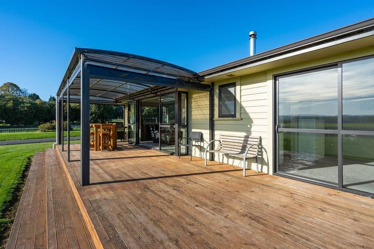 Photo of property in 23 Toko Mouth Road, Milton, 9220