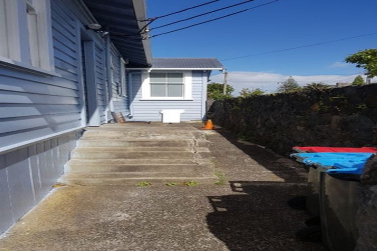 Photo of property in 10a Milton Road, Otumoetai, Tauranga, 3110