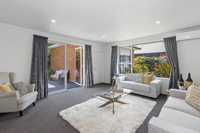 Photo of property in 1e Thorrington Lane, Cashmere, Christchurch, 8022