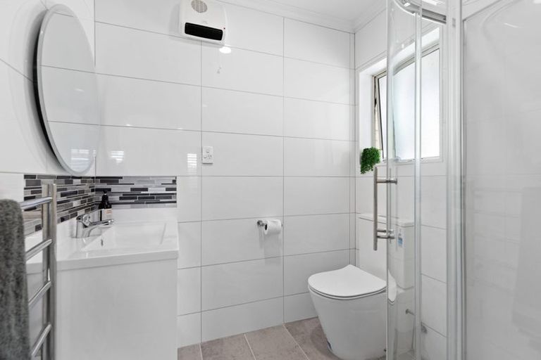 Photo of property in 4 Palm Court, Mount Maunganui, 3116