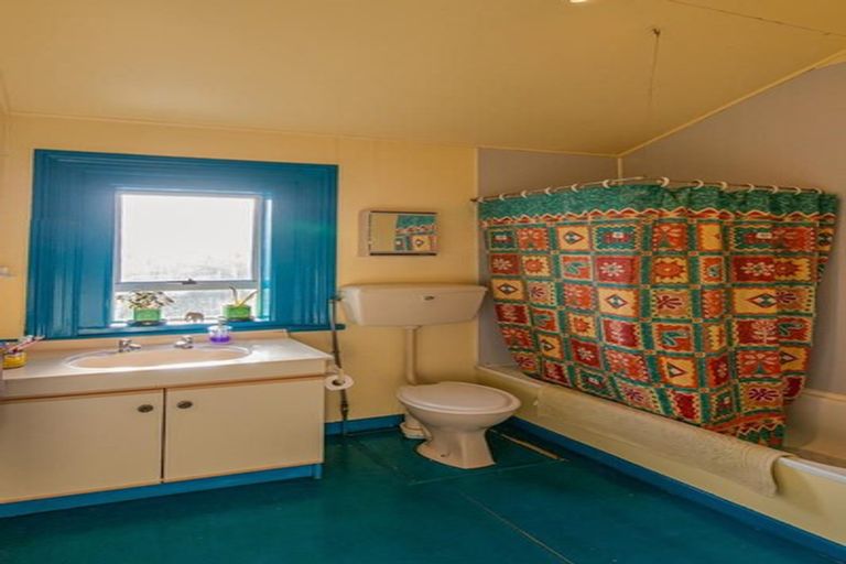 Photo of property in 21 Peel Street, Lawrence, 9532