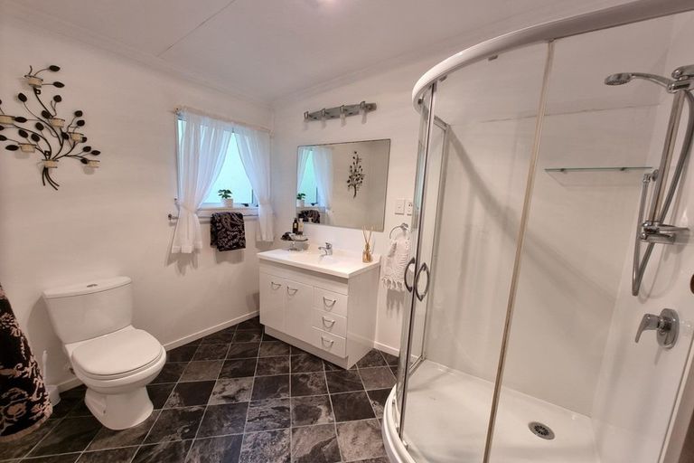 Photo of property in 66a Wakeman Street, Pahiatua, 4910