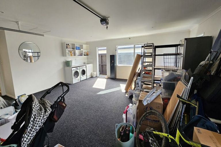 Photo of property in 13 Birdie Lane, Waiwhakaiho, New Plymouth, 4312