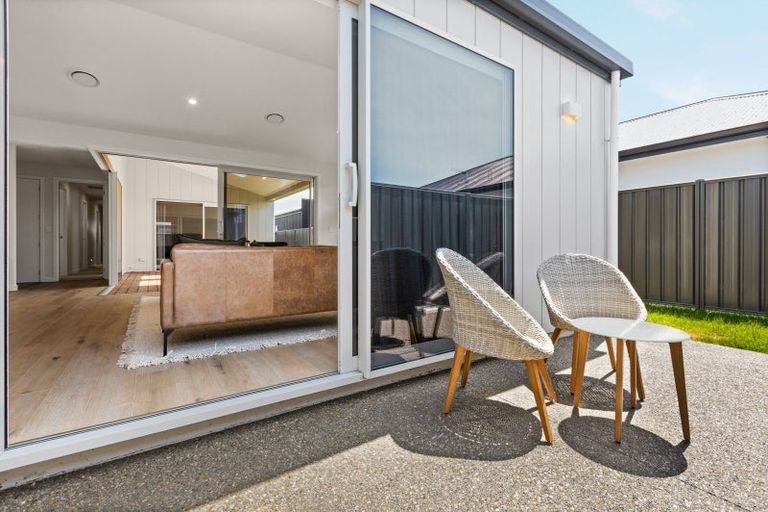 Photo of property in 20 Whangaehu Place, Te Awa, Napier, 4110