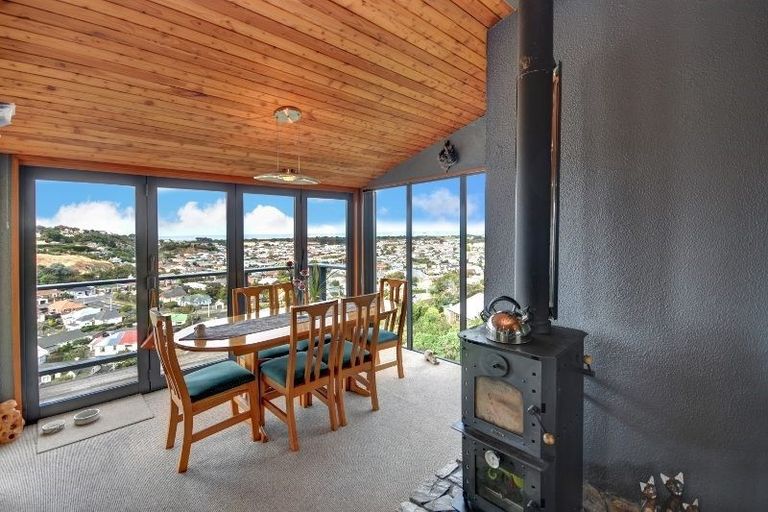 Photo of property in 96 Moana Crescent, Musselburgh, Dunedin, 9013