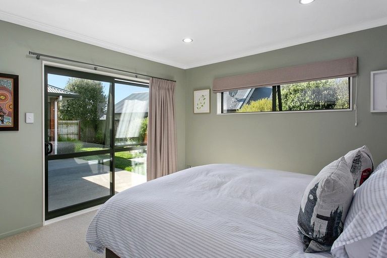 Photo of property in 17 Lilac Close, Cambridge, 3434