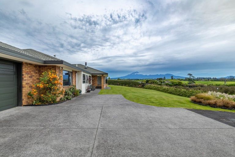 Photo of property in 347 Henwood Road, Hillsborough, New Plymouth, 4372