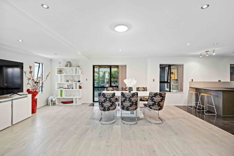 Photo of property in 46 Commissariat Road, Mount Wellington, Auckland, 1060