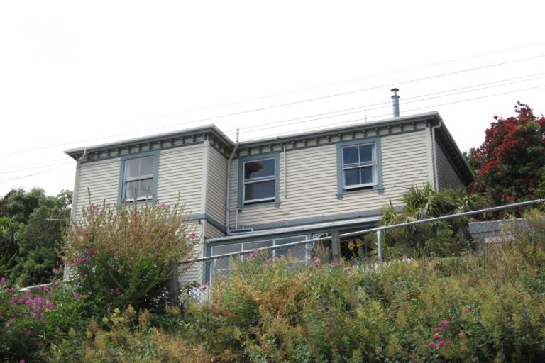 Photo of property in 45 Sumner Road, Lyttelton, 8082