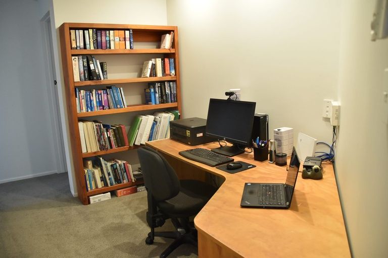 Photo of property in 25 Surrey Street, Taradale, Napier, 4112