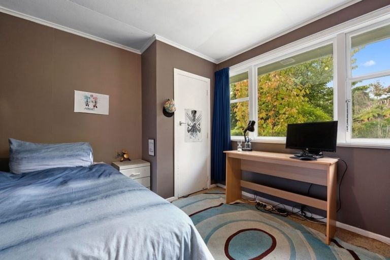 Photo of property in 61 Bird Grove, Stokes Valley, Lower Hutt, 5019