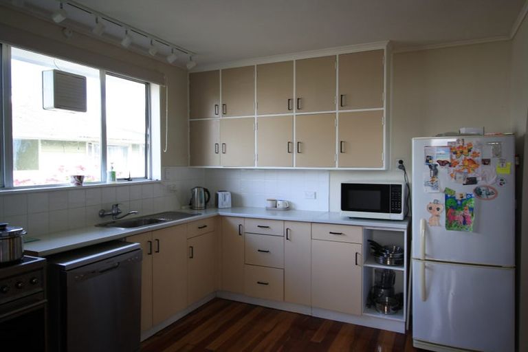 Photo of property in 65 Cameron Crescent, Masterton, 5810