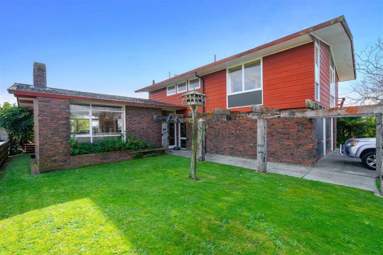 Photo of property in 48 Windsor Street, Terrace End, Palmerston North, 4410