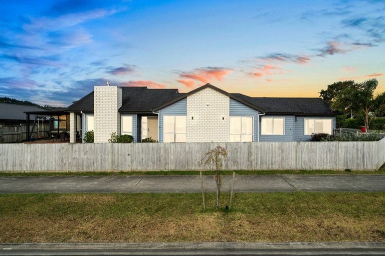 Photo of property in 1 Raymond Grace Avenue, Huapai, Kumeu, 0810