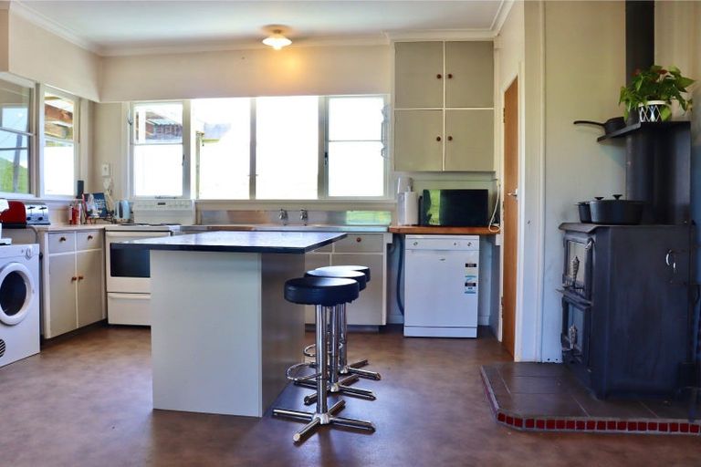 Photo of property in 71 Pukeokahu Road, Taoroa Junction, Taihape, 4793