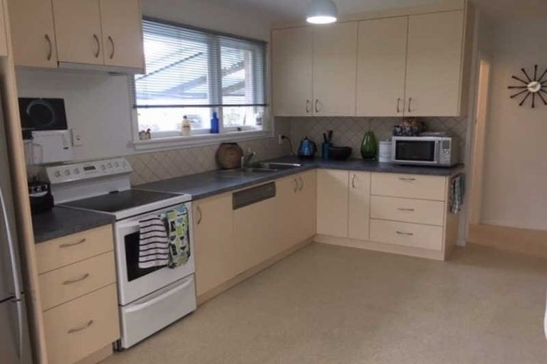 Photo of property in 56 Woodbury Street, Russley, Christchurch, 8042