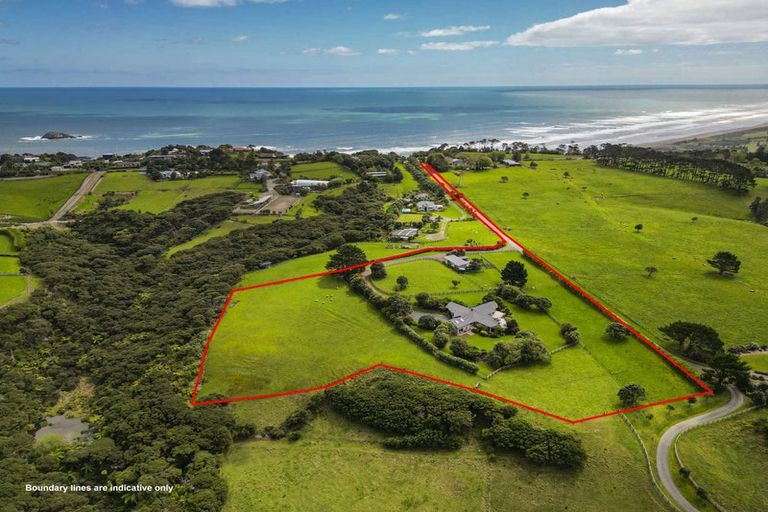Photo of property in 296 Oaia Road, Muriwai, Waimauku, 0881