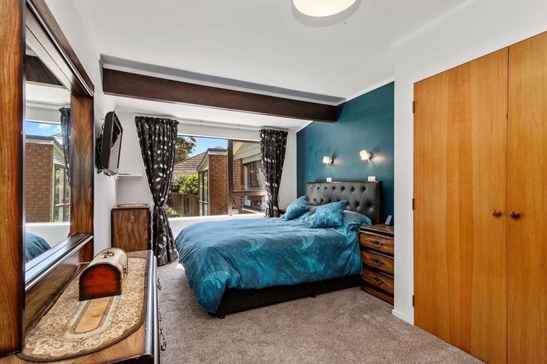 Photo of property in 1/268 Main Road, Tawa, Wellington, 5028