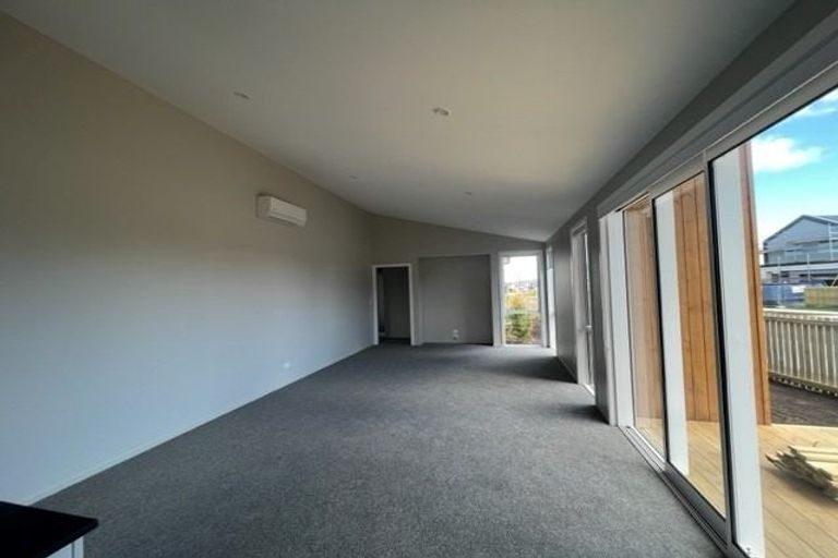 Photo of property in 2 Chrysler Street, Papamoa, 3118