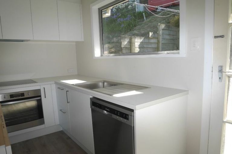 Photo of property in 137a Newlands Road, Newlands, Wellington, 6037