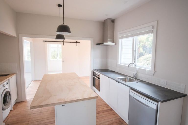 Photo of property in 1/118 Centaurus Road, Huntsbury, Christchurch, 8022