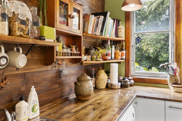 Photo of property in 2329 South Road, Okato, 4335