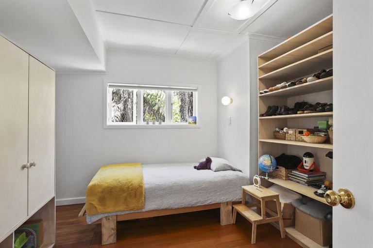 Photo of property in 2b Foster Avenue, Huia, Auckland, 0604