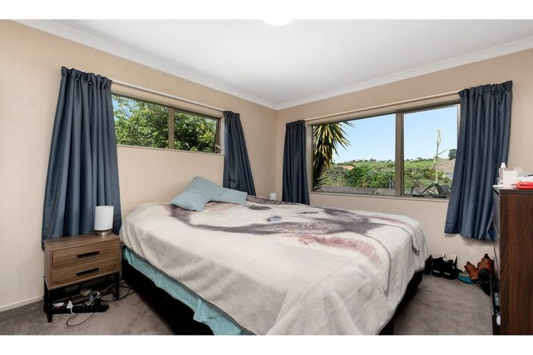 Photo of property in 2 Lysaght Place, Welcome Bay, Tauranga, 3112