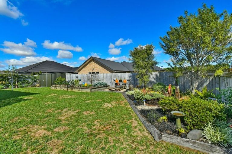 Photo of property in 15 Searle Drive, Patumahoe, Pukekohe, 2679