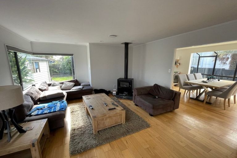 Photo of property in 113 Carnoustie Drive, Wattle Downs, Auckland, 2103