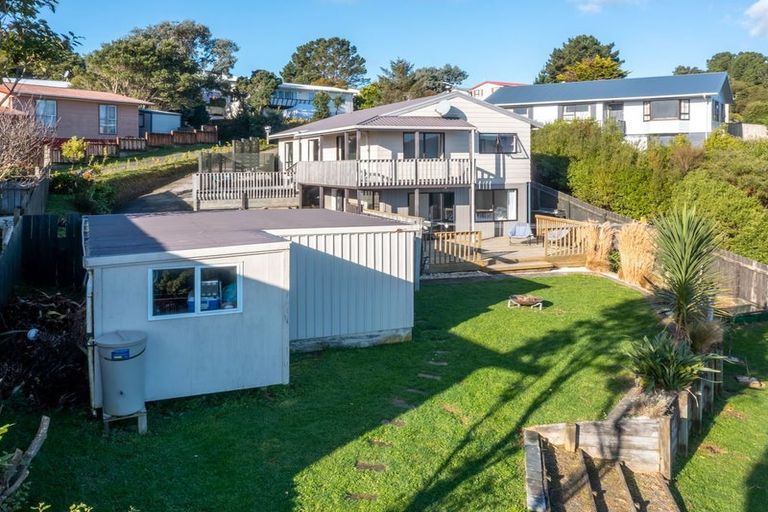 Photo of property in 22 Staysail Place, Whitby, Porirua, 5024