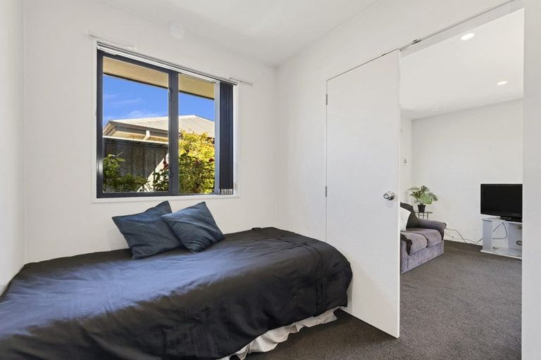 Photo of property in 2a Ferndown Lane, Bromley, Christchurch, 8062