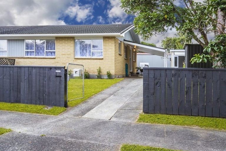 Photo of property in 1 Baltimore Crescent, Totara Park, Upper Hutt, 5018