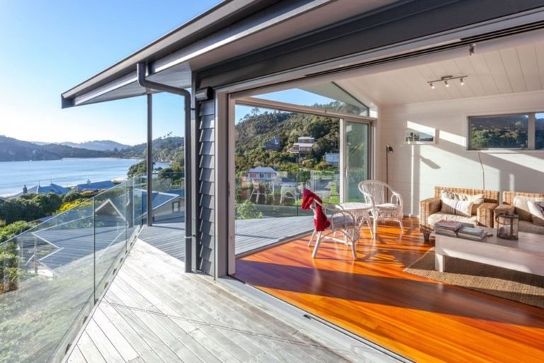 Photo of property in 14 Panorama Avenue, Paihia, 0200