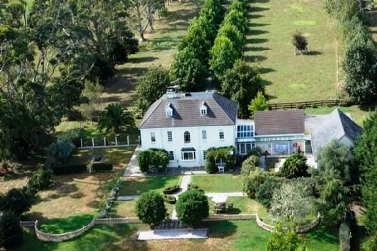 Photo of property in 146 Pine Valley Road, Dairy Flat, Silverdale, 0992