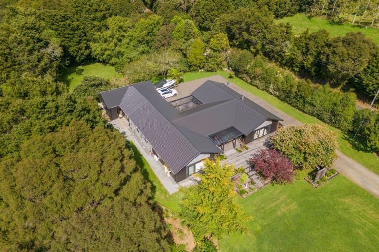 Photo of property in 1939 The 309 Road, Kaimarama, Whitianga, 3591