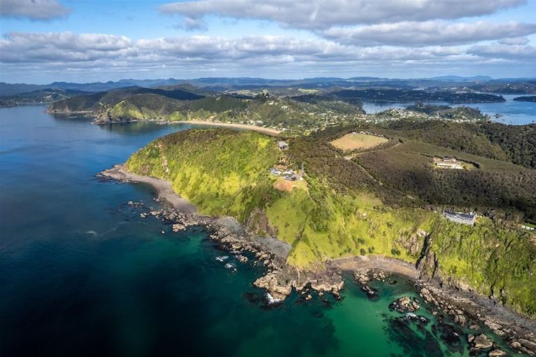 Photo of property in 96 Pukematu Lane, Russell, 0202