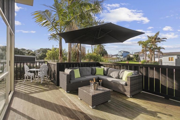 Photo of property in 9 Keven Road, Clarks Beach, Pukekohe, 2679