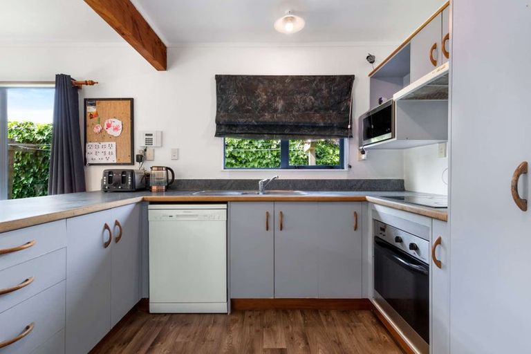 Photo of property in 63a Robinson Avenue, Holdens Bay, Rotorua, 3010