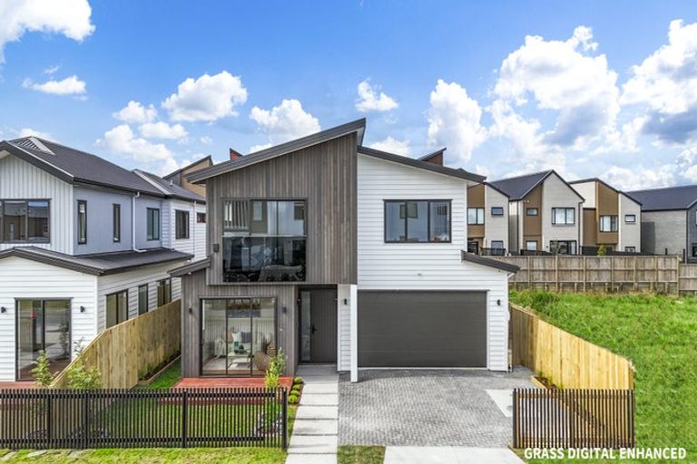 Photo of property in 4 Pukeko Road, Hobsonville, Auckland, 0616