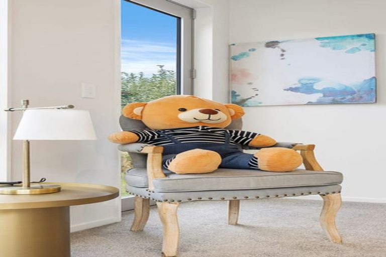 Photo of property in 10/3 Matuhi Rise, Henderson, Auckland, 0612