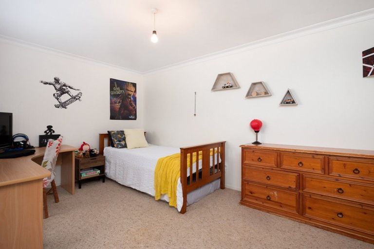 Photo of property in 8b Howell Place, Tauranga South, Tauranga, 3112