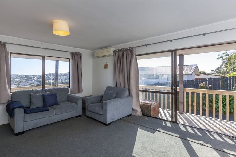 Photo of property in 22 Staysail Place, Whitby, Porirua, 5024